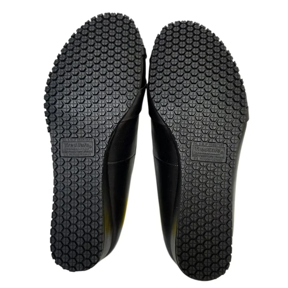 Women’s Black Slip-Resistant Wedge Flats